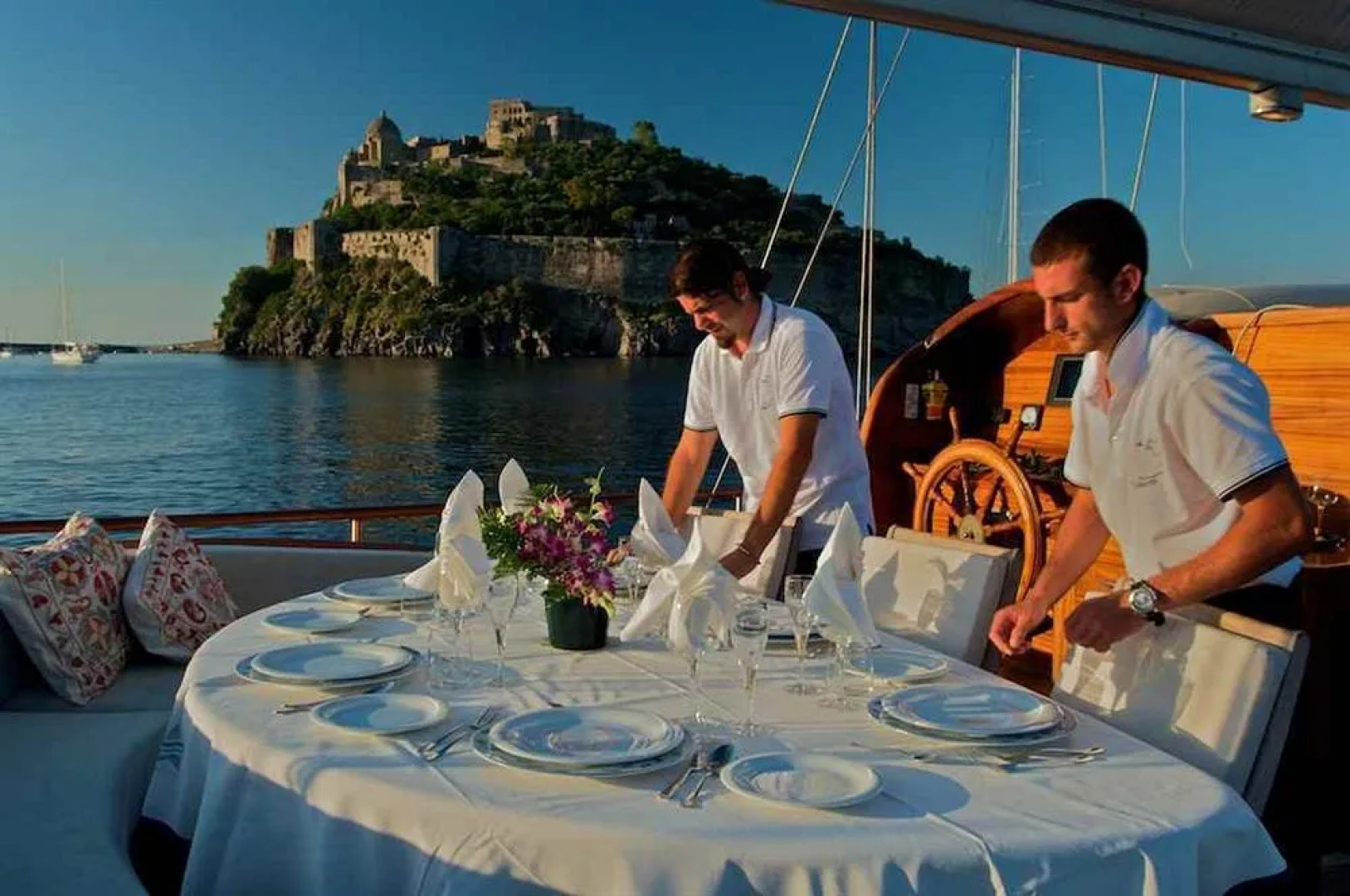 Plaghia Charter Boat&Breakfast