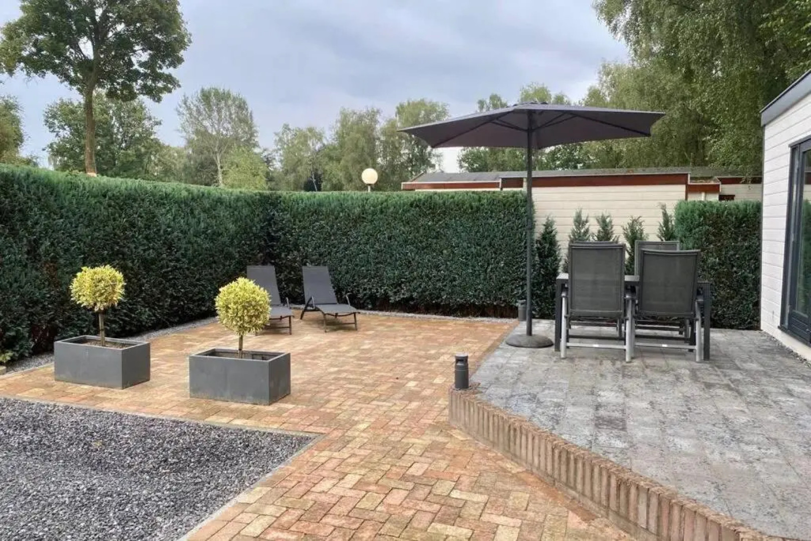 Modern rustgevend chalet in Putten 131