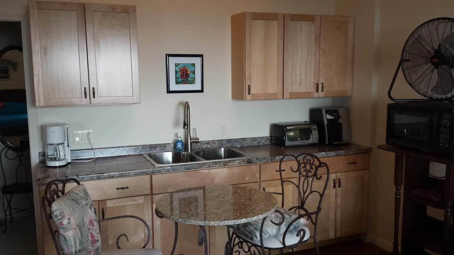 Kona Palace in Captain Cook