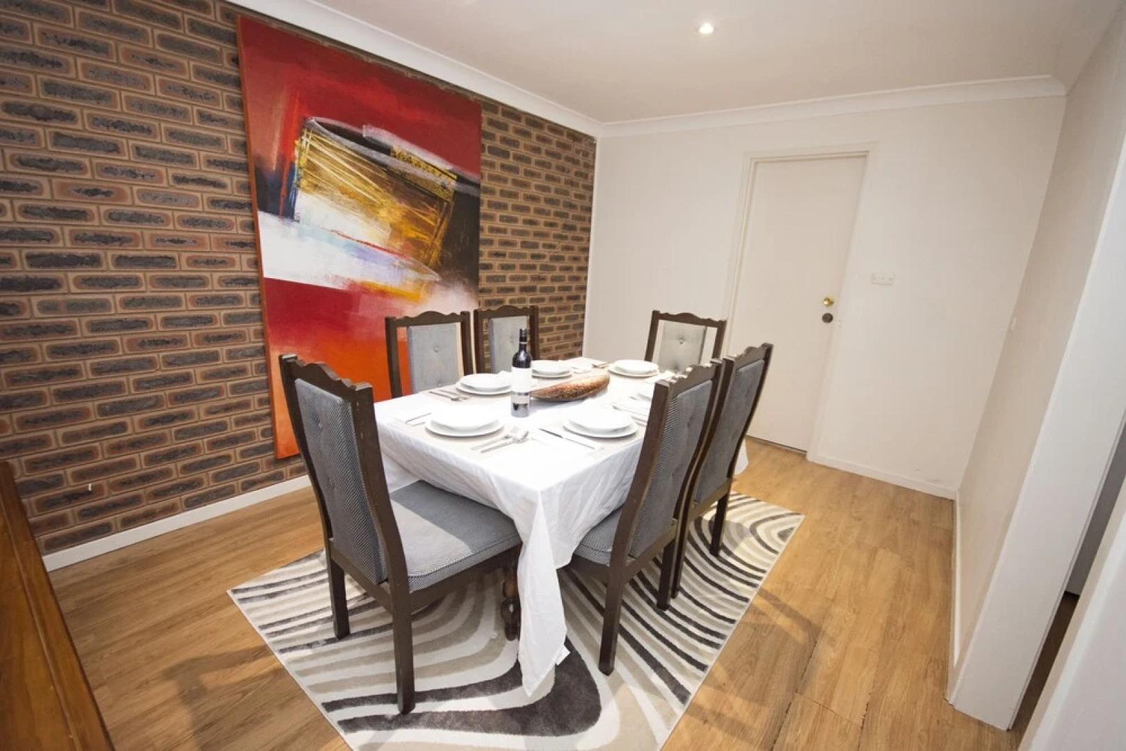 Central Wagga Apartment