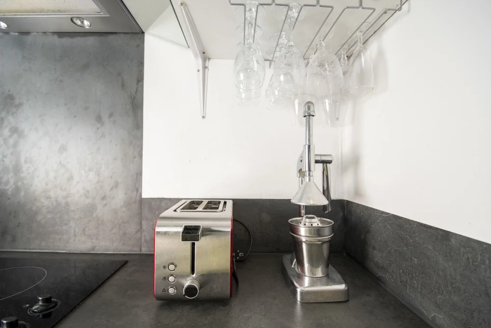 Apparthotel Corail - T2 - 45m2 Rénové - 10' de l'aéroport