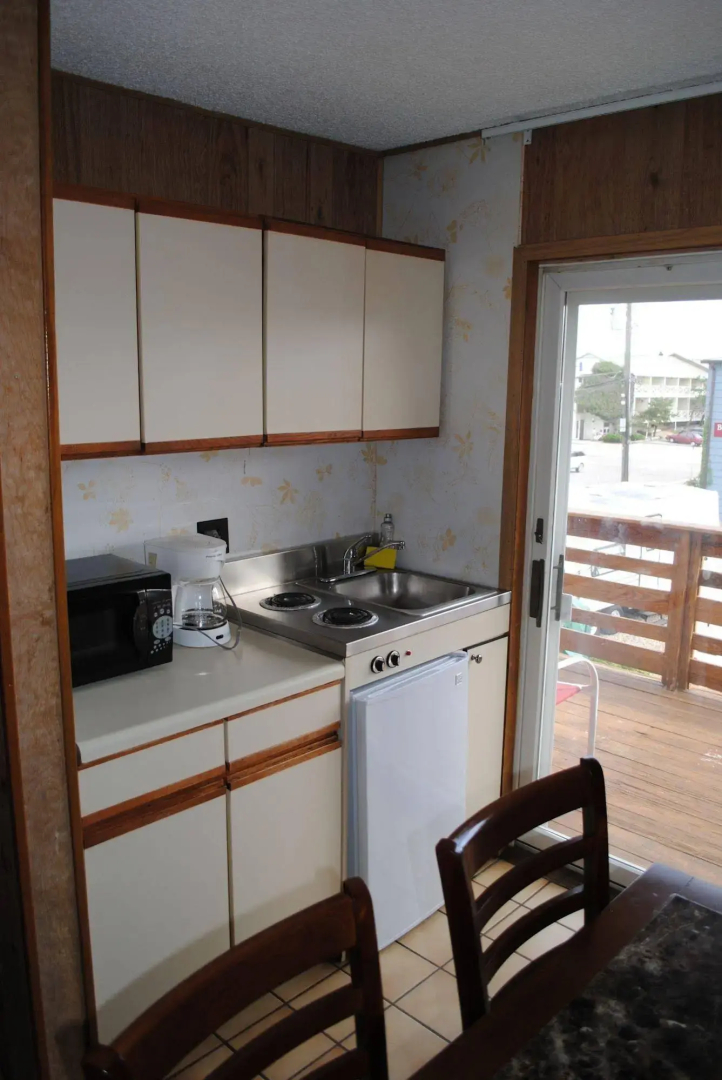 Daunt's Albatross Motel