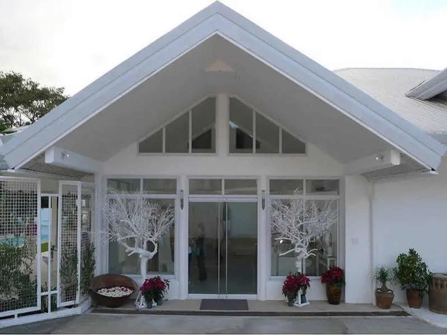 LeBlanc Hotel and Resort