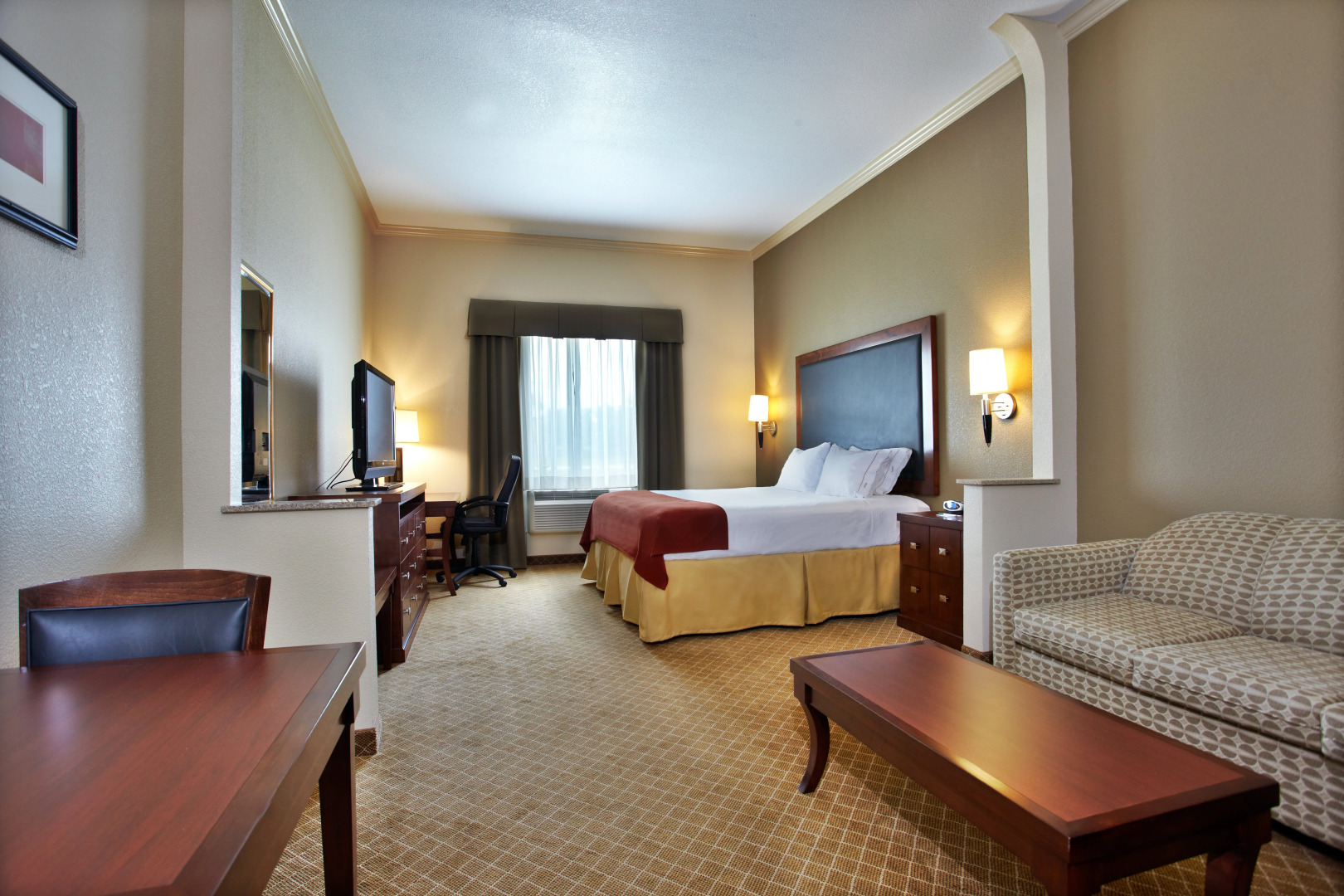Holiday Inn Express & Suites Deer Park by IHG