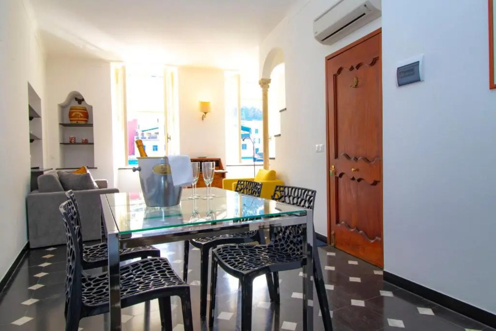 Royal by PortofinoHomes