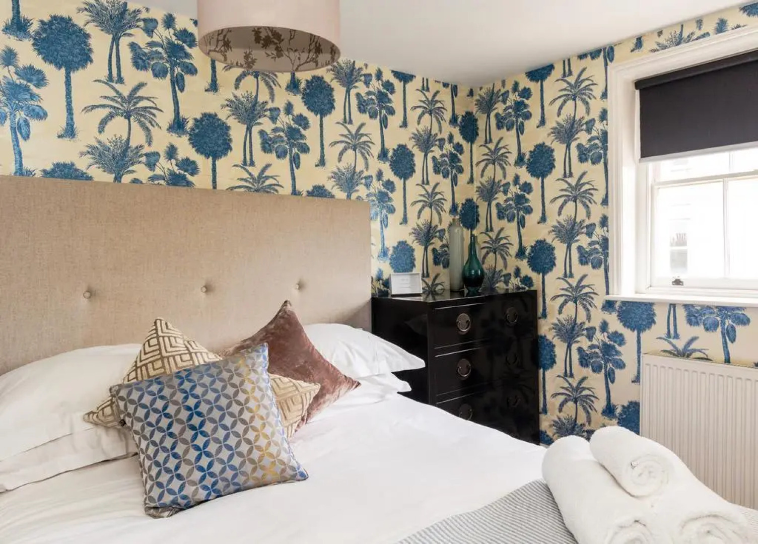 The Neo - Guest House