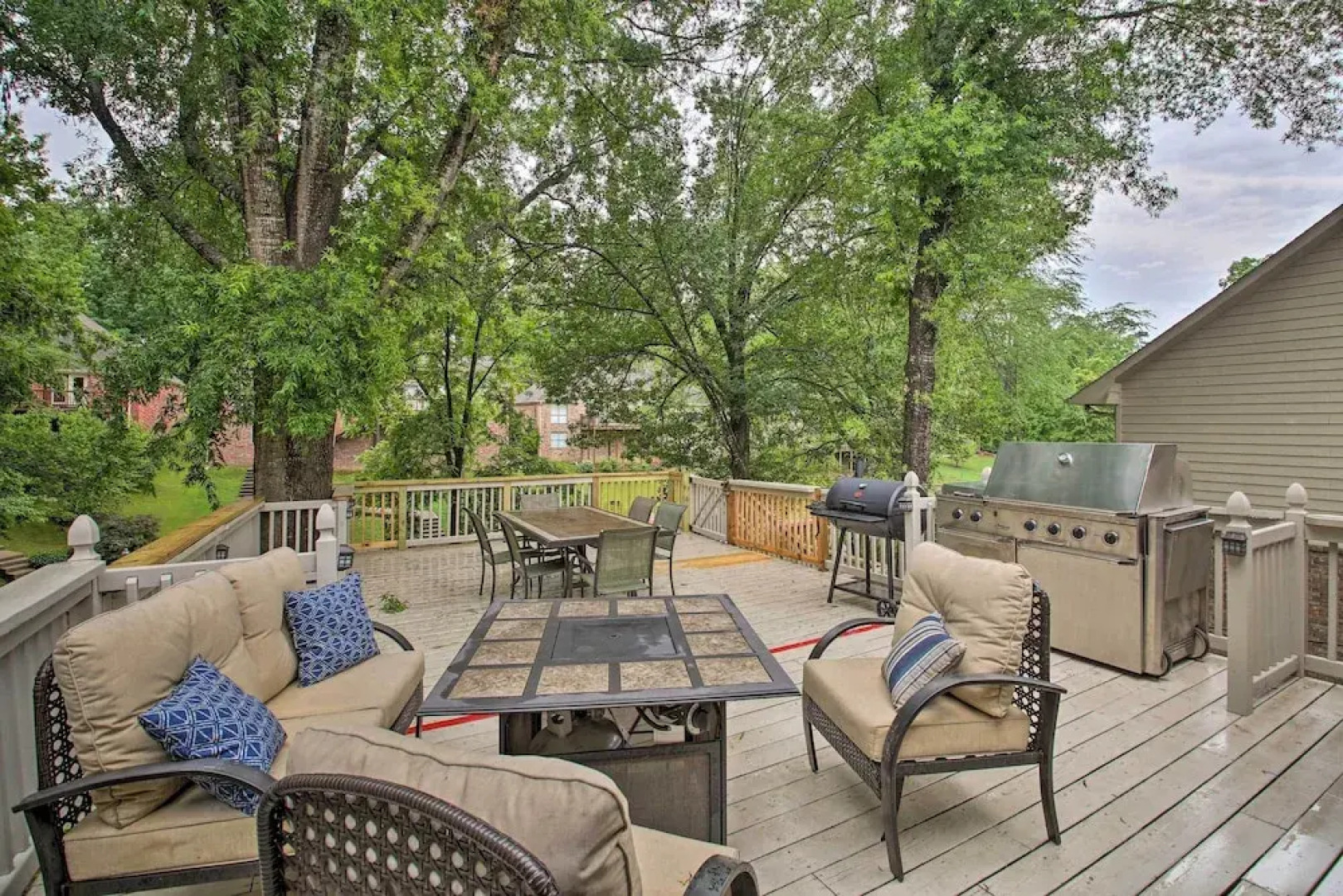 Waterfront Retreat w/ Boat Dock in Hot Springs!