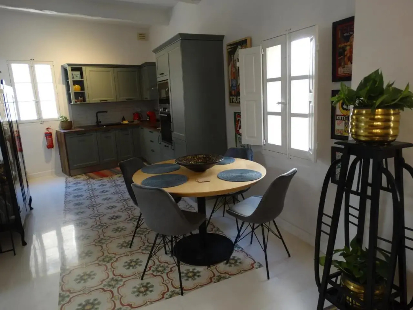 60 Indri Borg Townhouse