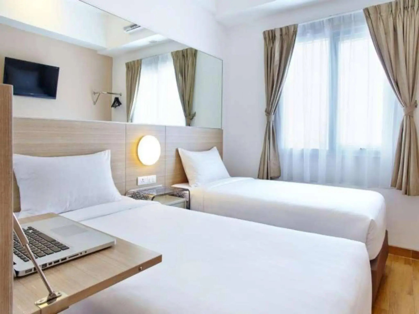 Red Planet Pekanbaru