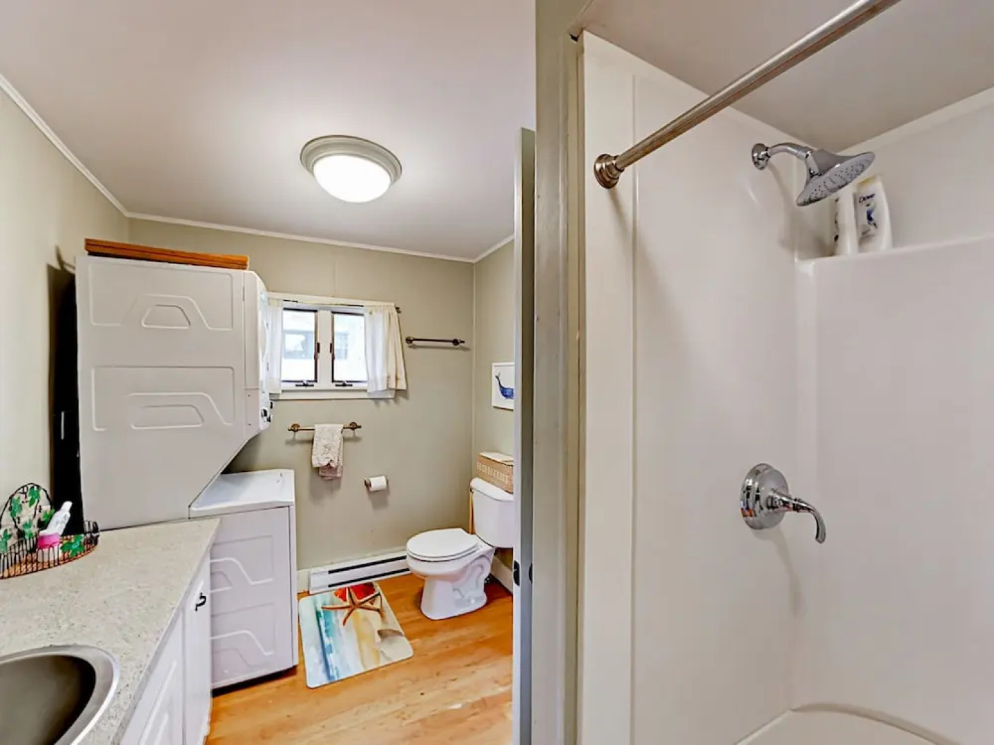 18 Spring St Cottage 4 Bedrooms 2 Bathrooms Cottage