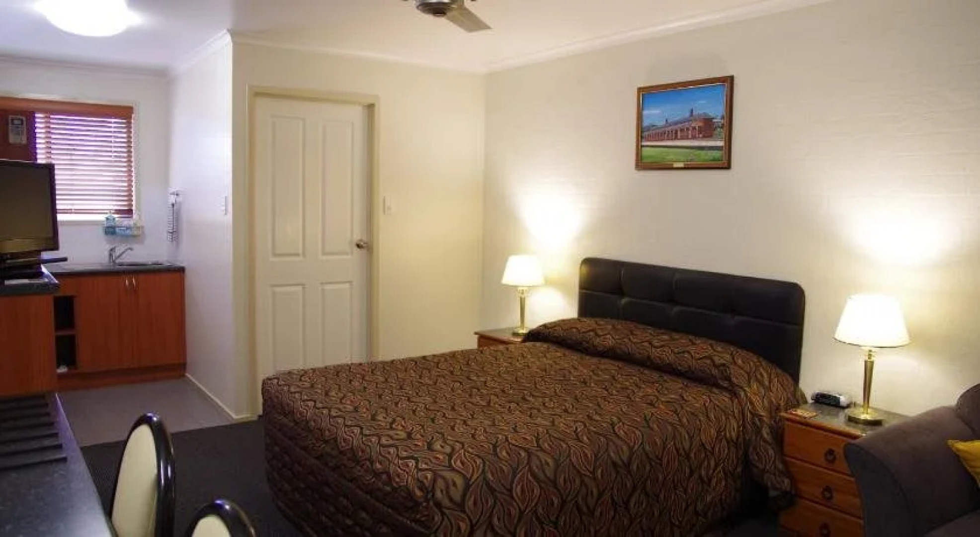 Stannum Lodge Motor Inn