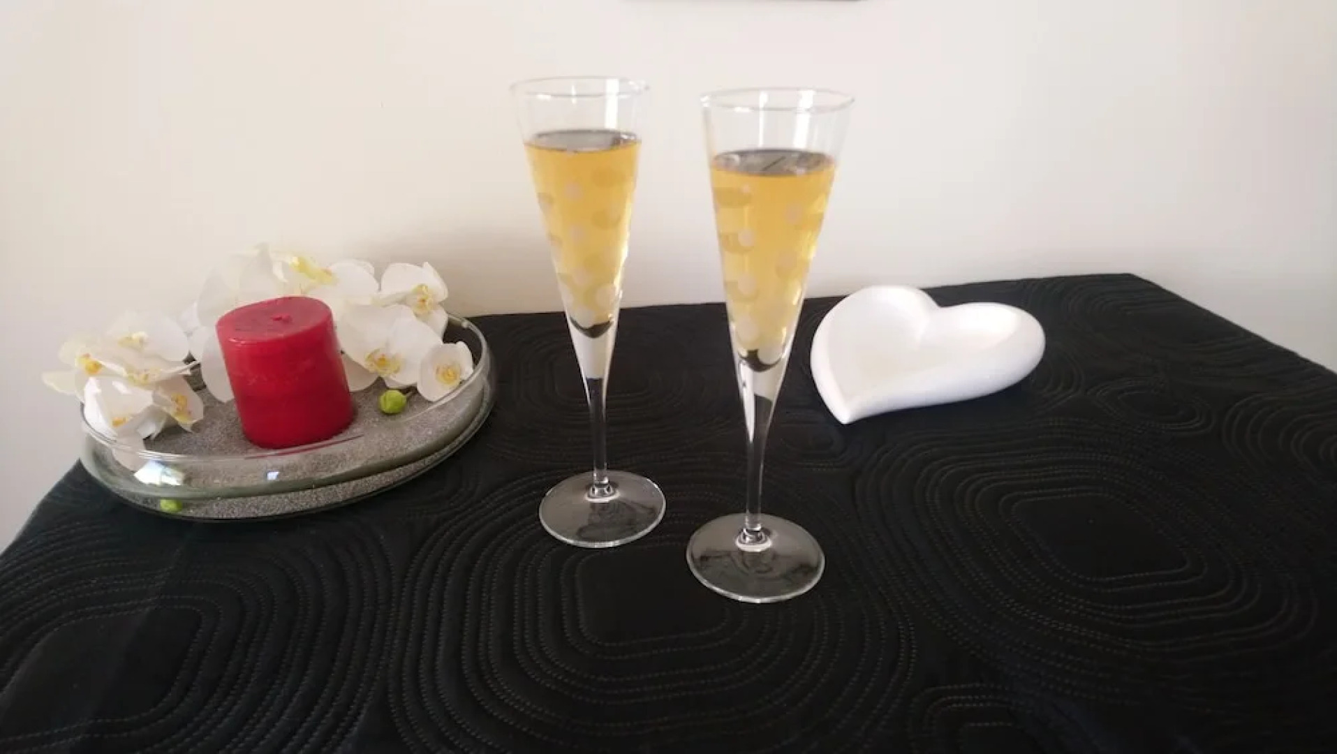 EpicuRooms - Maison d'Hôtes Romantique - Chambres à thème