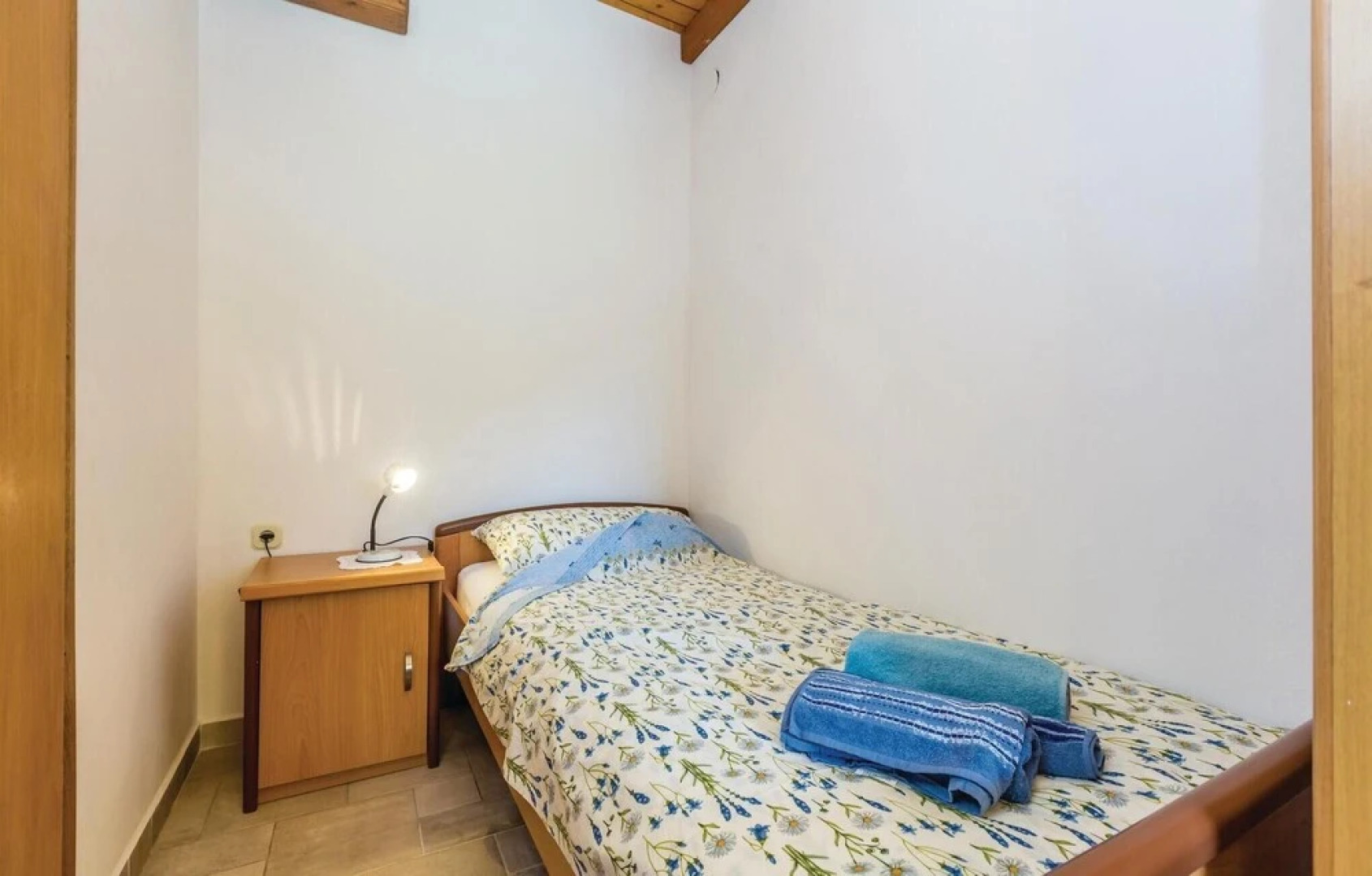 Awesome Home in Josinovac With Wifi and 2 Bedrooms