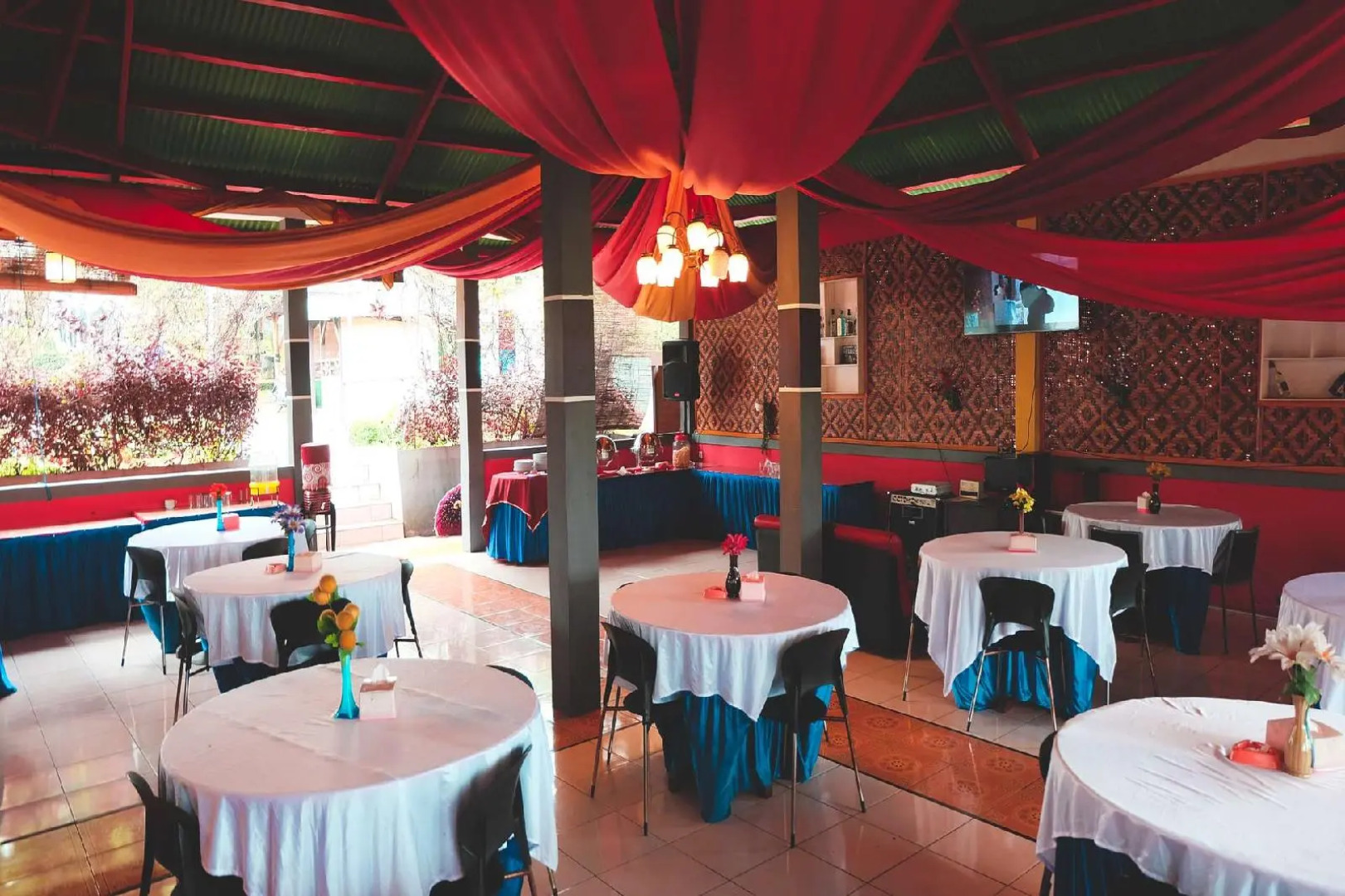 The Kanzi Hotel & Village