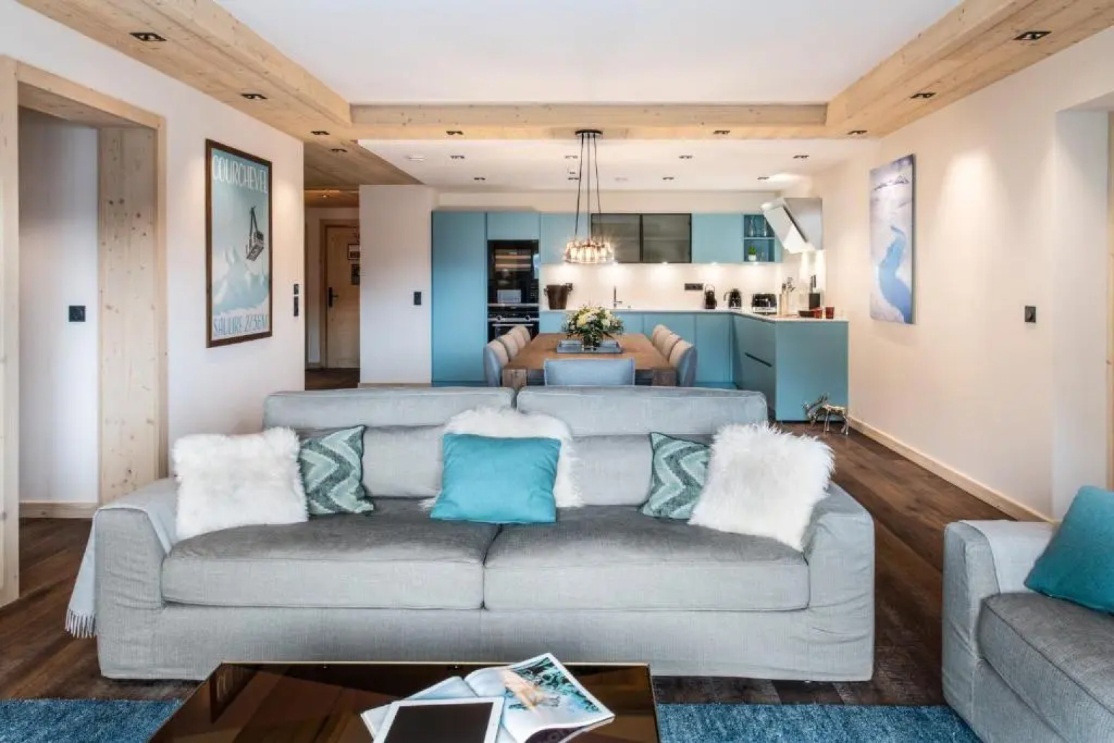 Manali Lodge  by Alpine Resorts