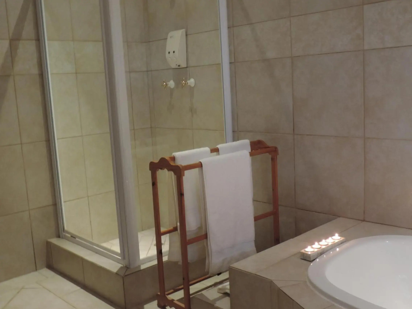 Milkwood Lodge - Hermanus