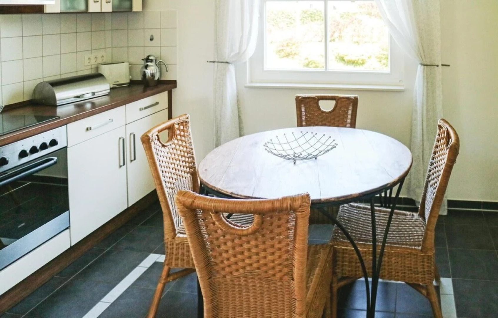 Beautiful Home in Börgerende With 3 Bedrooms, Sauna and Wifi