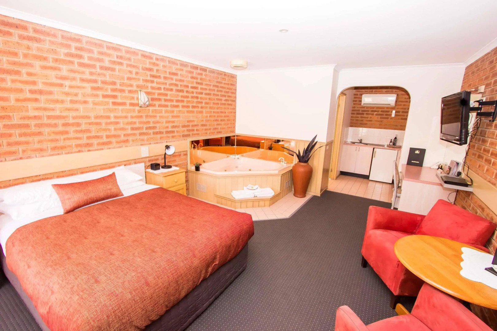 Colonial Motor Inn Bairnsdale