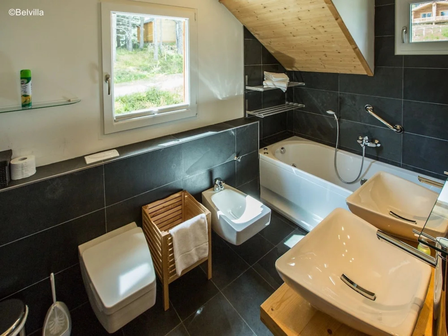 Luxury Chalet in Klippitztörl With Ski Storage