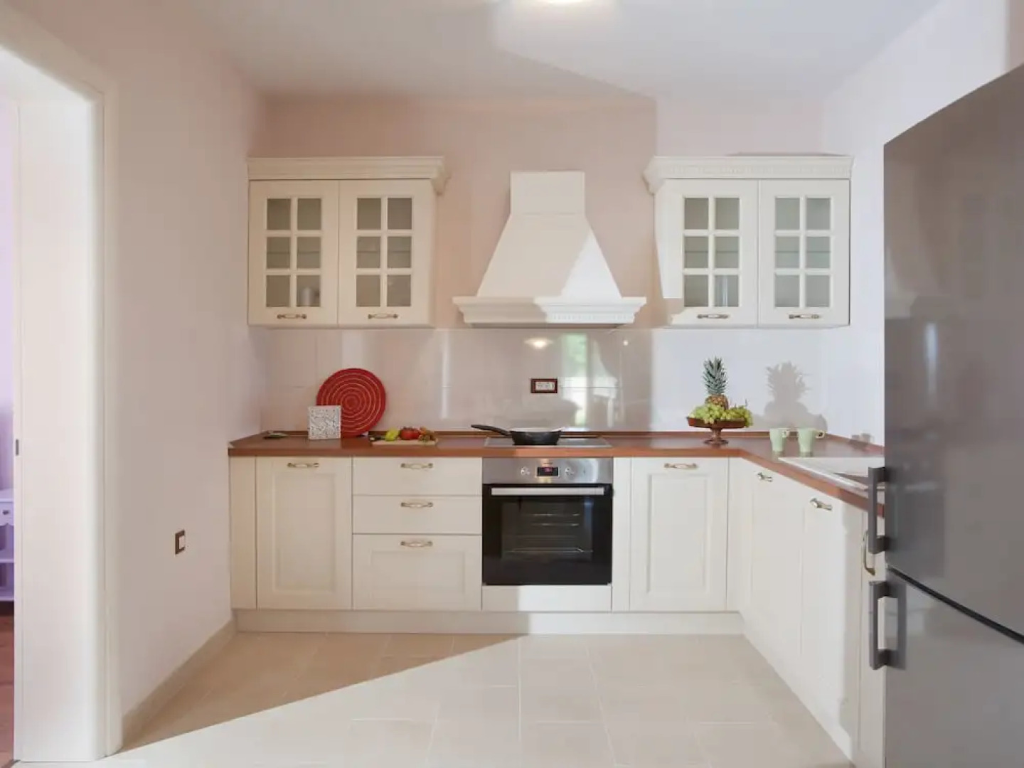 Charming Villa in Sveti Lovrec With Swimming Pool