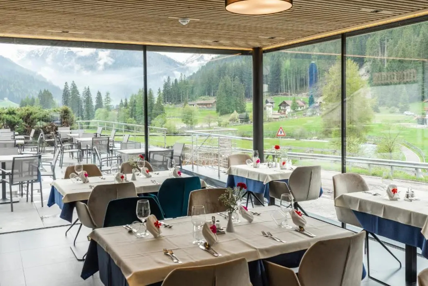 Hotel & Restaurant Feldrand