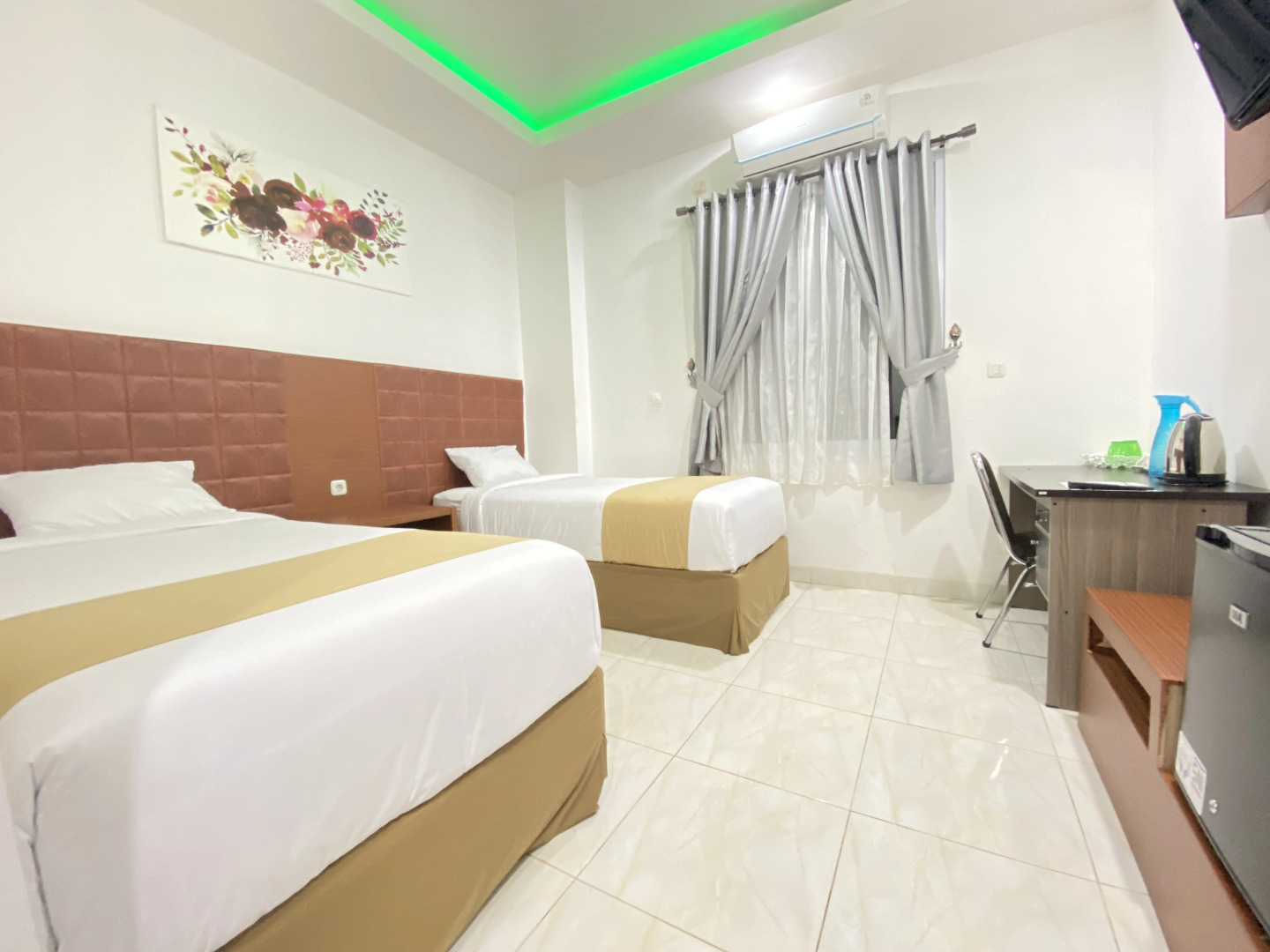 Hotel Tonapa Prince Sorowako Mitra RedDoorz