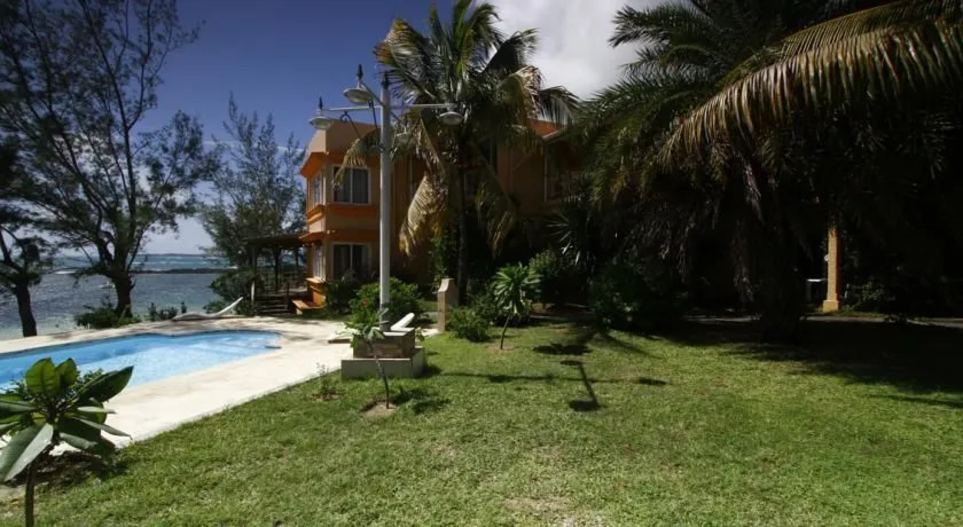 Seapoint Beach Bungalows