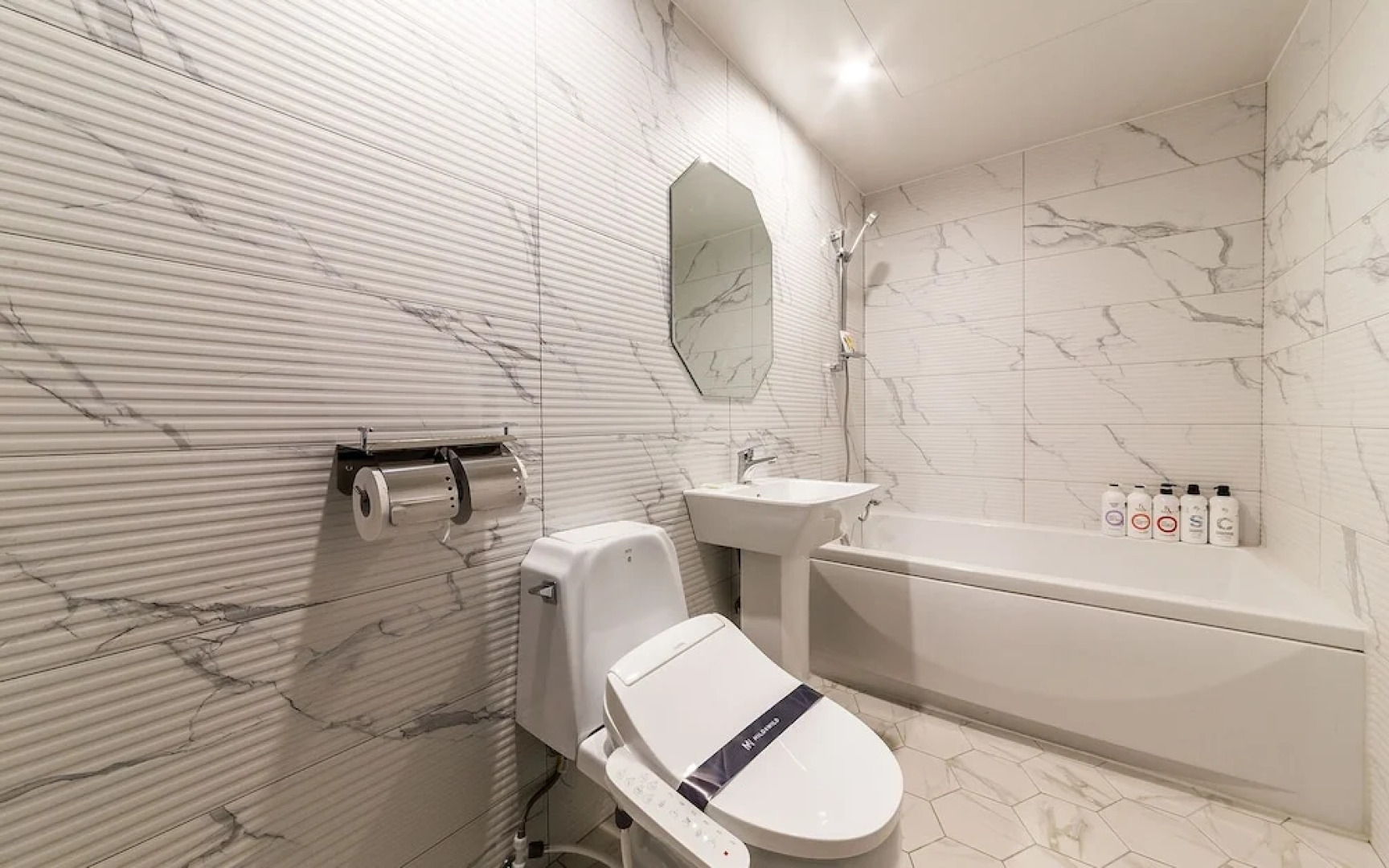 Sanbon Hotel in Cafe