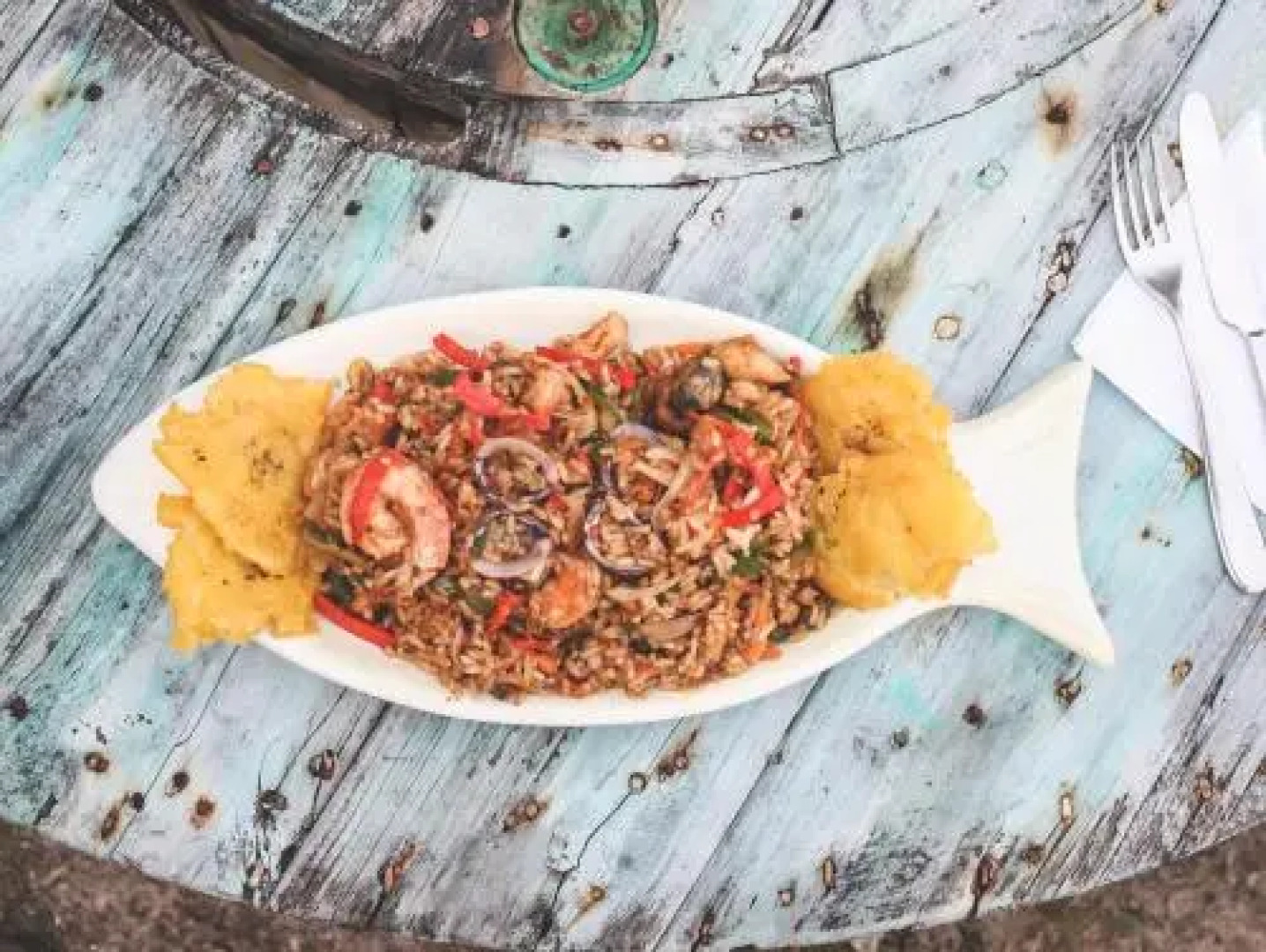 Media Luna Hostel Baru