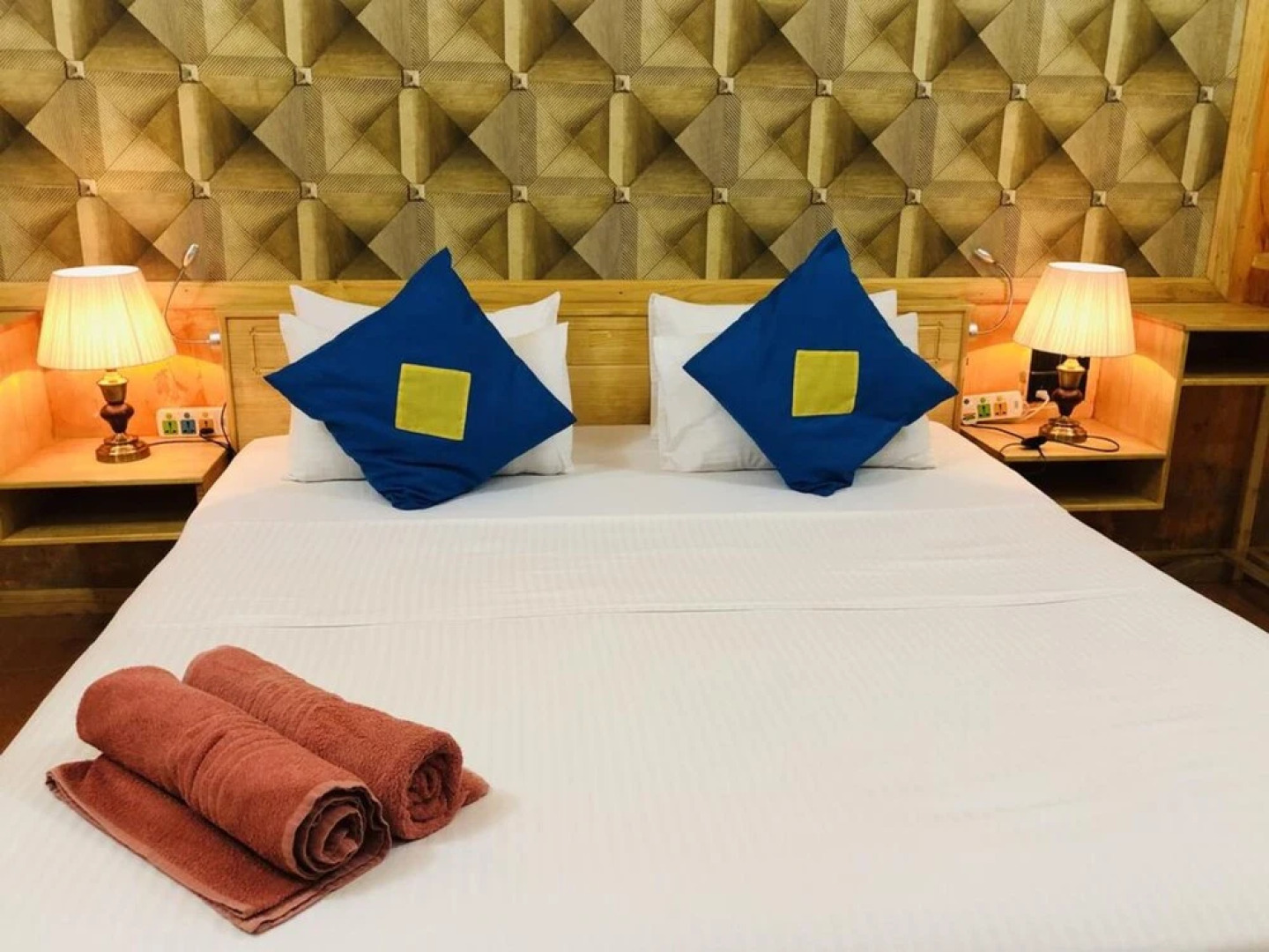 Mathiveri Thundi Inn