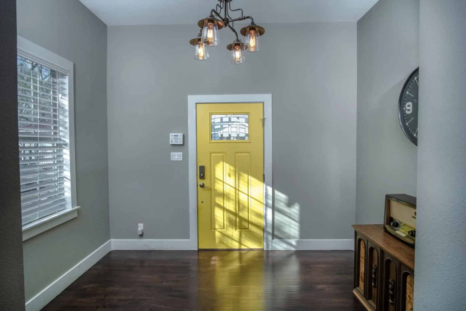 Southtown Classic 3BR/2BA mins from Downtown