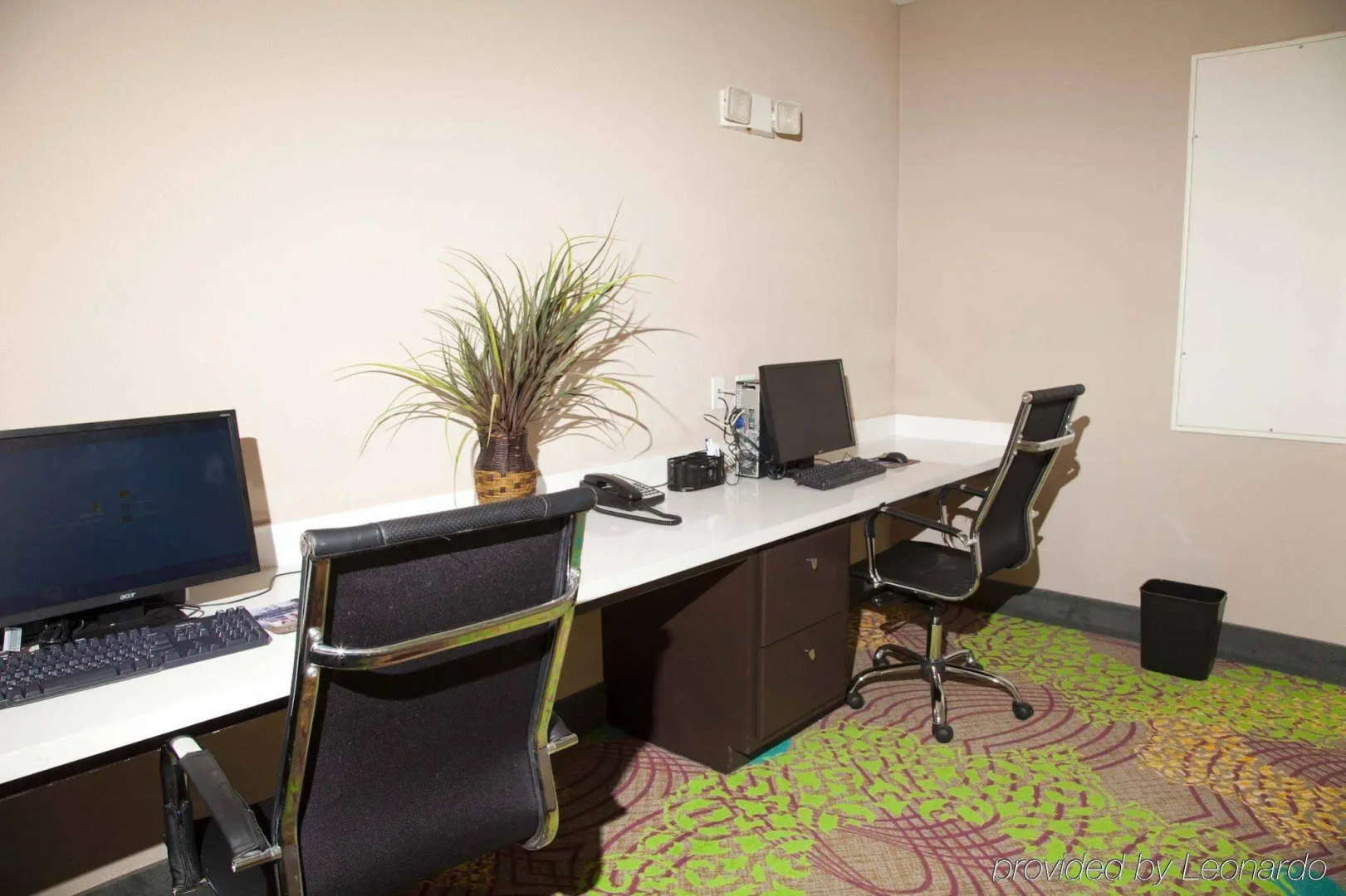 Holiday Inn Express & Suites Port Lavaca by IHG