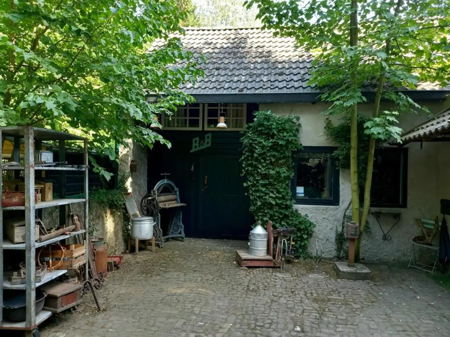 B&B Wood, Food & More