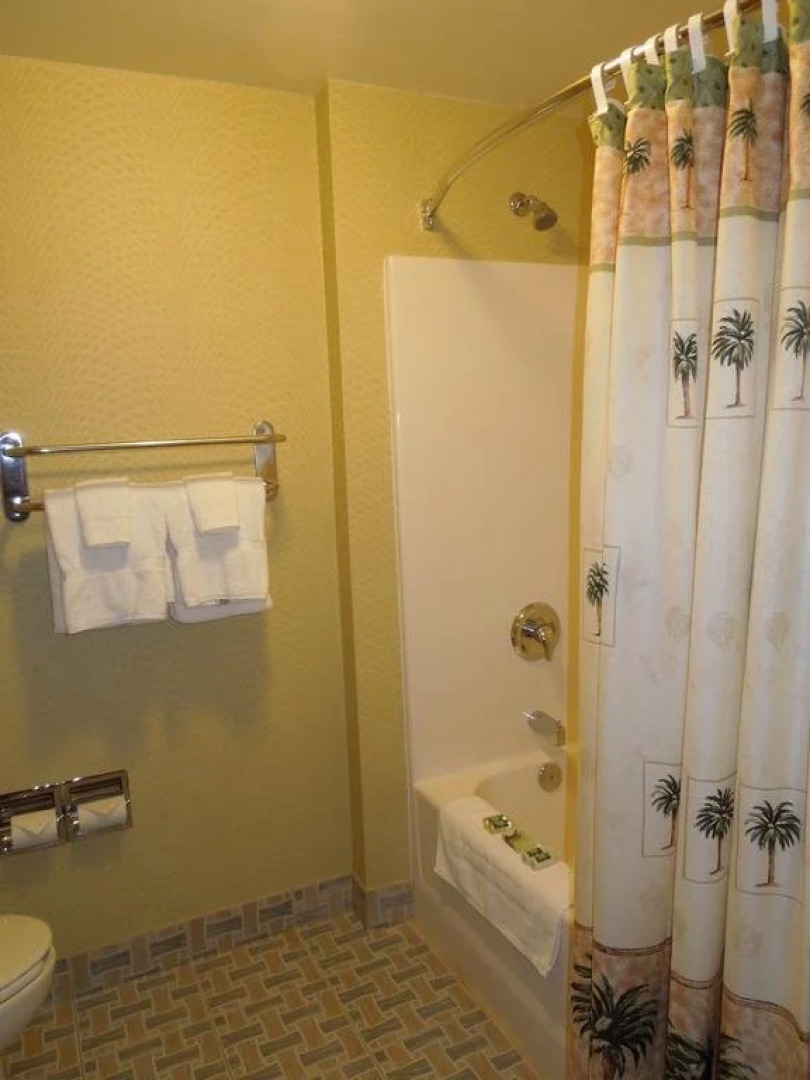 Maui Sands Resort & Indoor Water Park