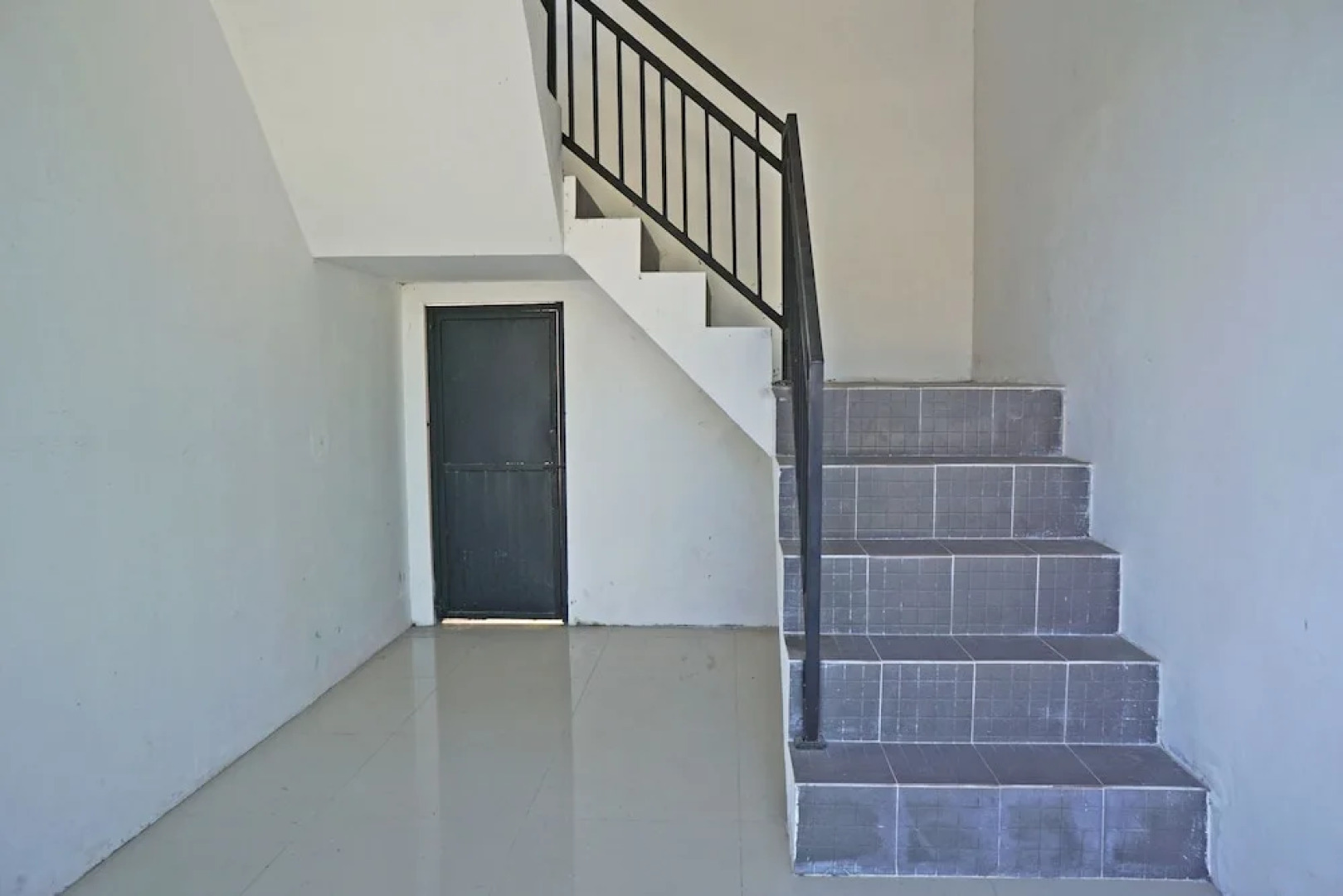 Hotel O Kost Putih Syariah