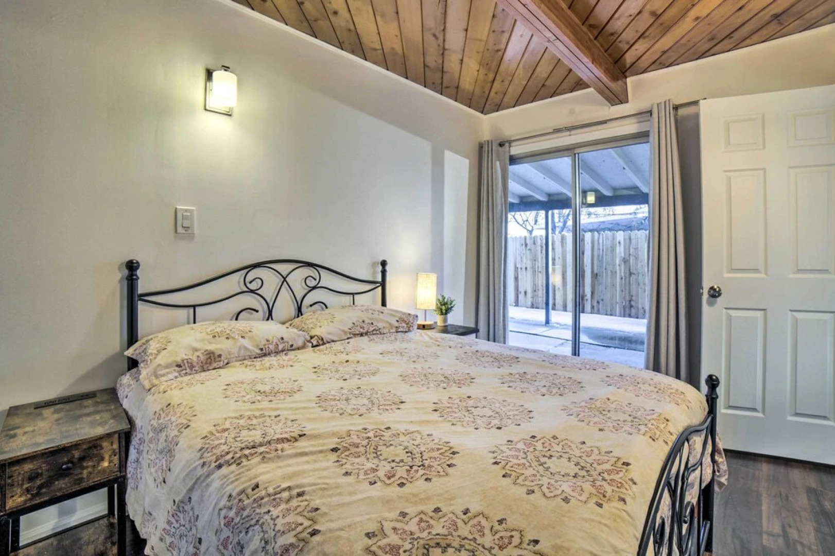 Gateway to Mt Rose Ski! Reno Home w/ Fireplace