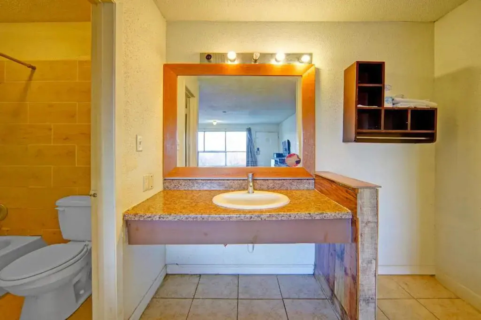 Sunset Inn by Hotel O Flatonia I - 10