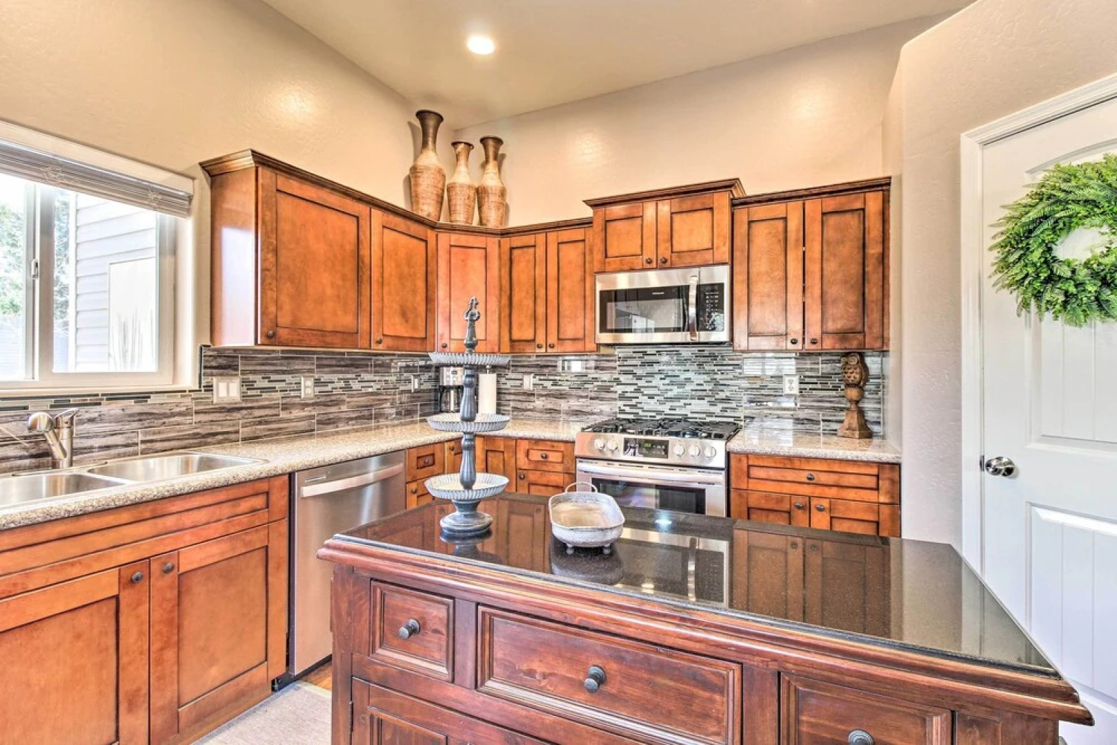 Stylish Show Low Hideaway w/ Patio + Gazebo!