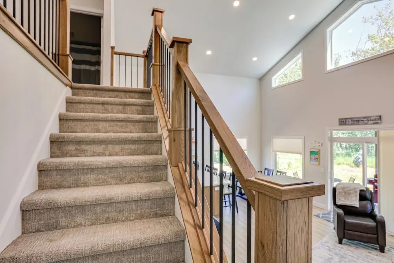 Red Lodge Retreat w/ Creek Access + Fire Pit!