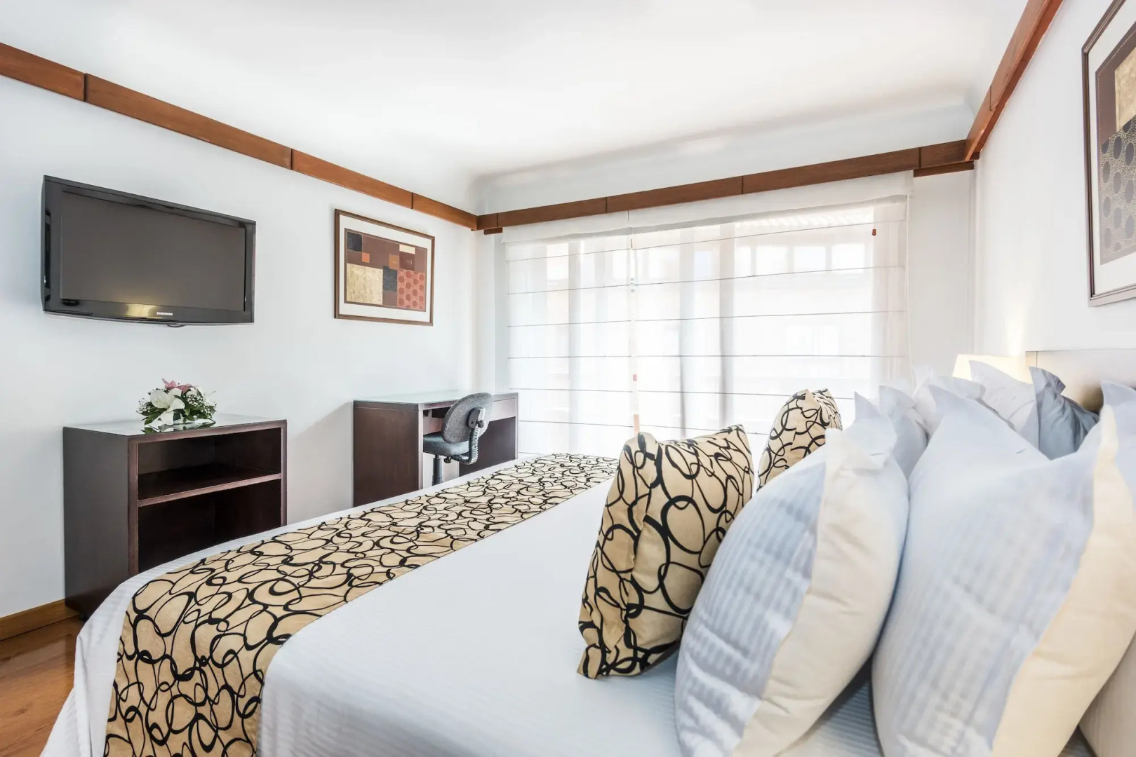 Travelers Suites Condominio Plenitud