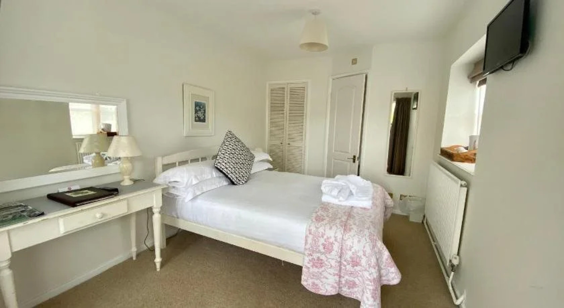 Home Farm Hotel and Restaurant