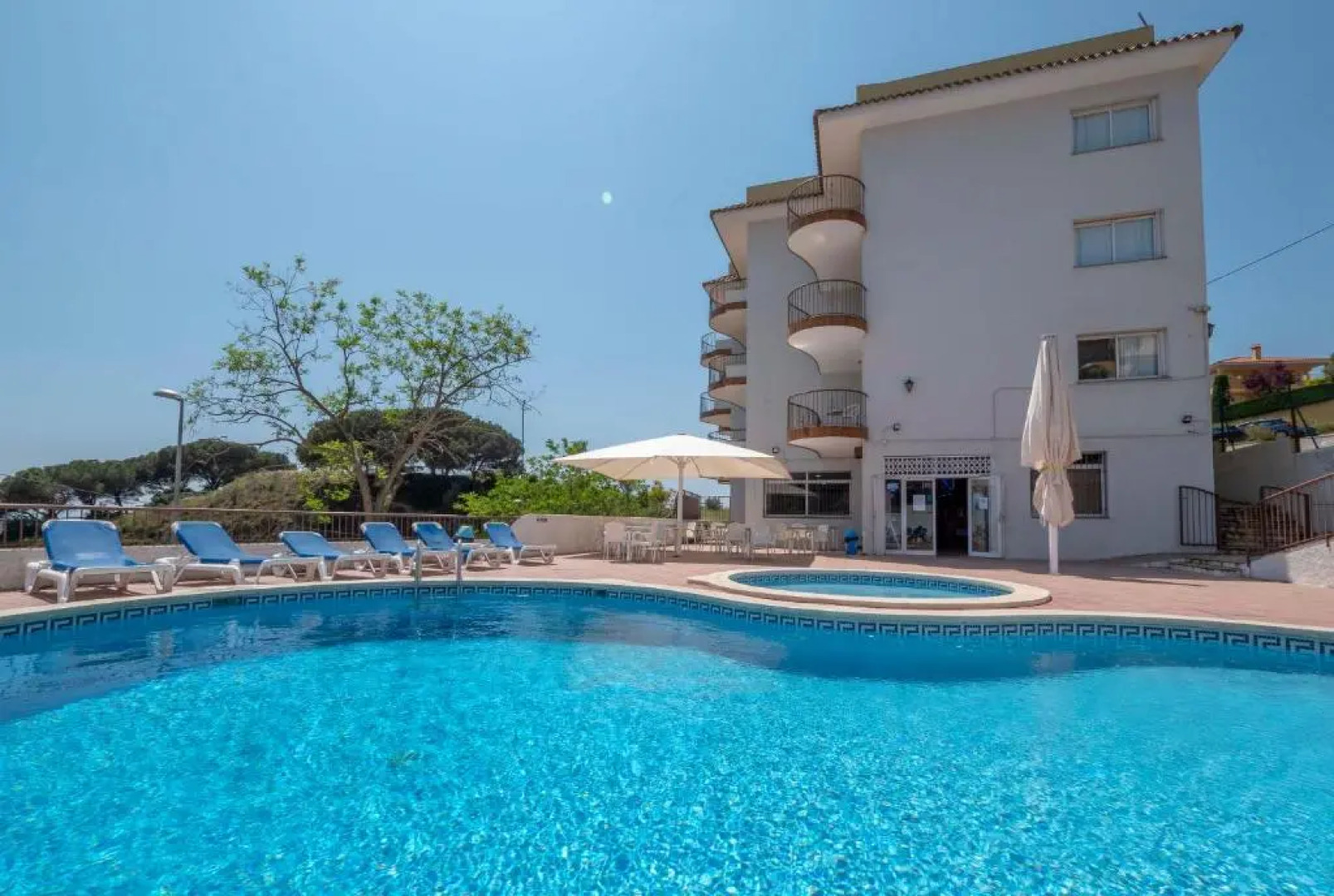 Apartaments AR Muntanya Mar