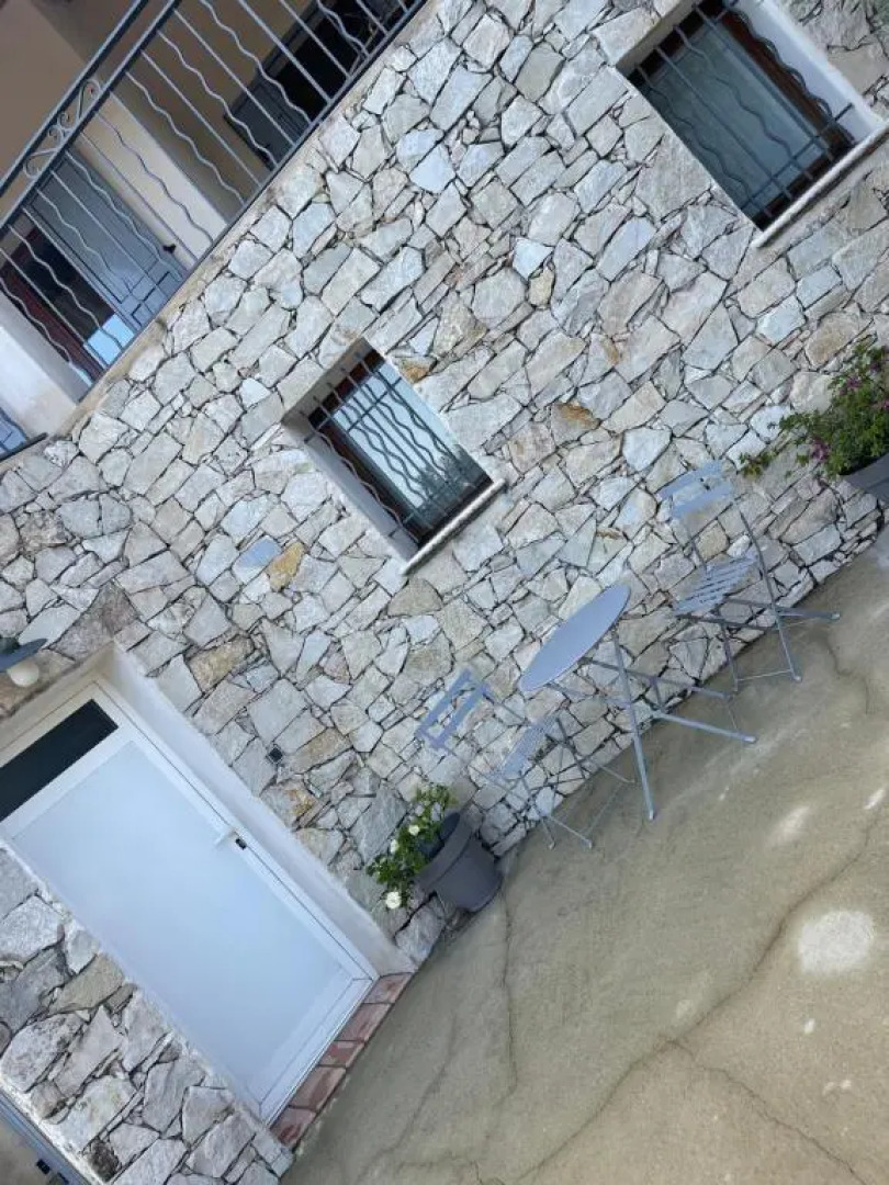 Bel appartement a l’orée du bois climatisé