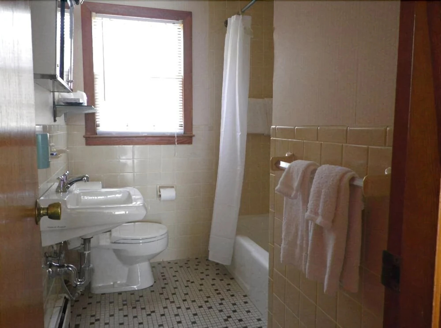 The Coachman Motor Inn