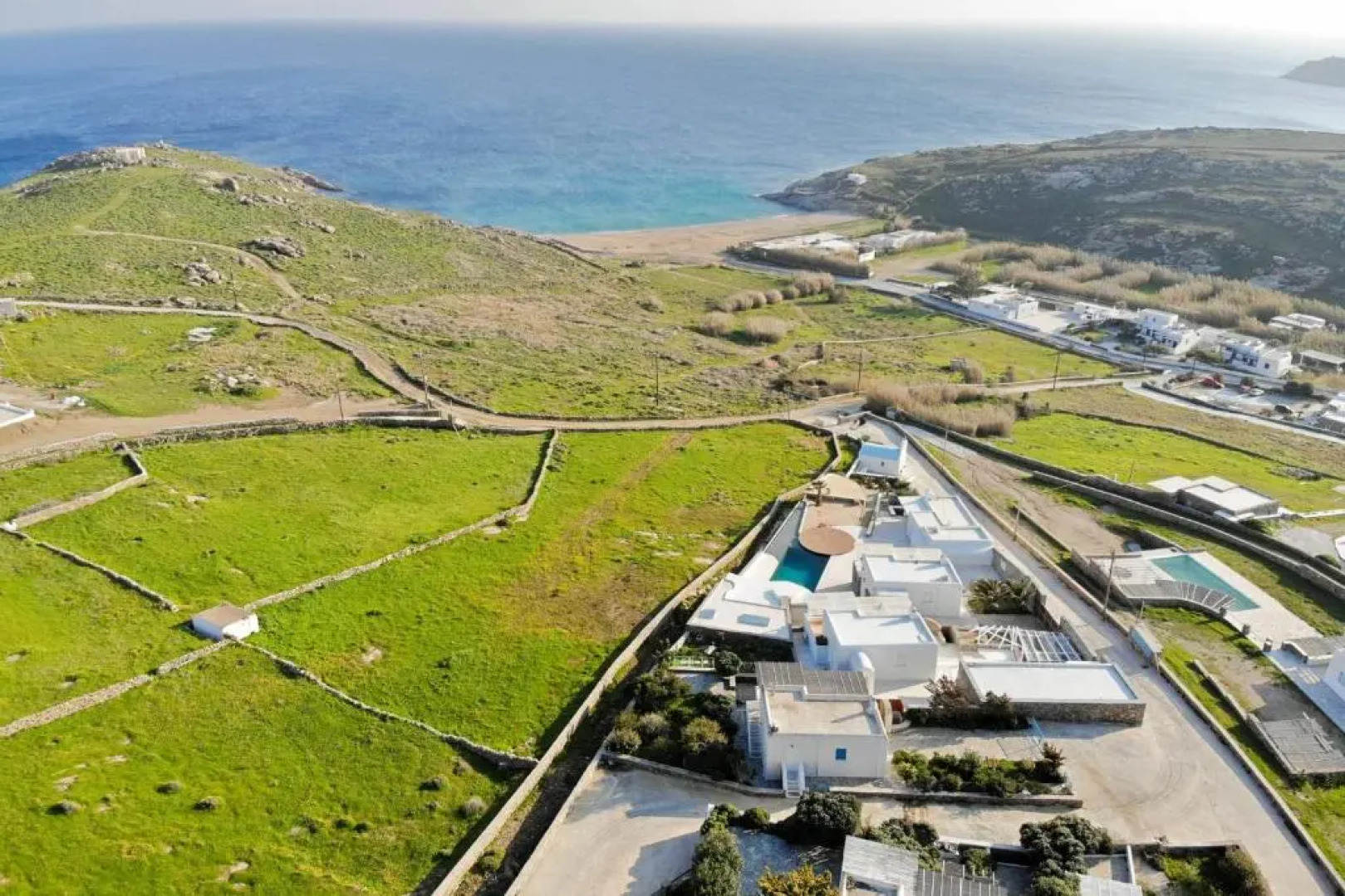 Mesmerising Sea View Lia Residence