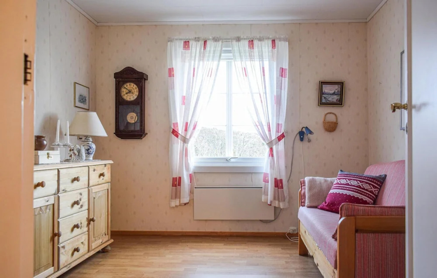 Stunning Home in Lindesnes With 3 Bedrooms and Wifi