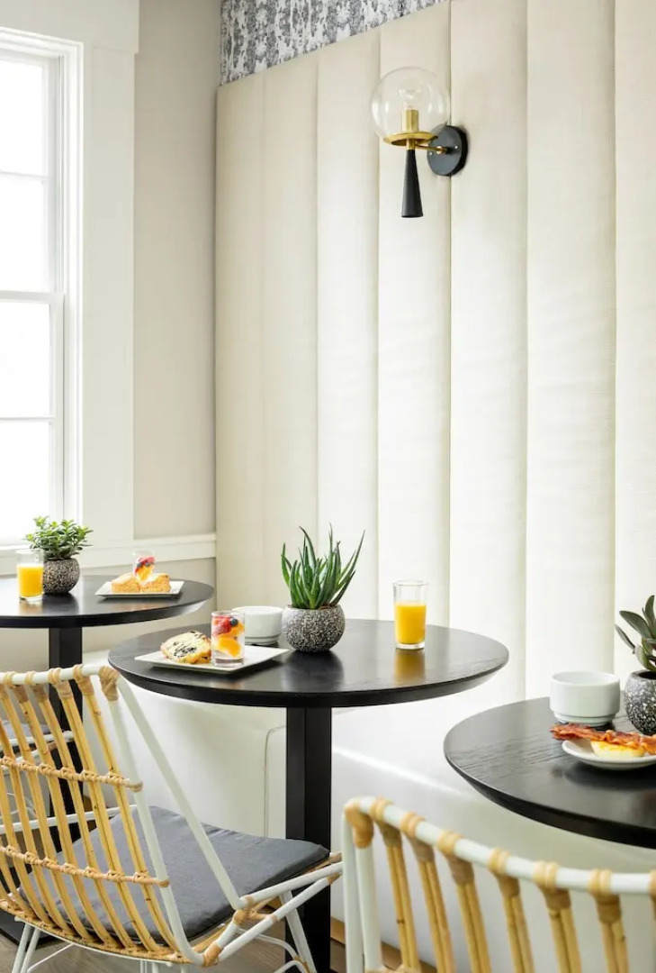 The Richard, The Edgartown Collection