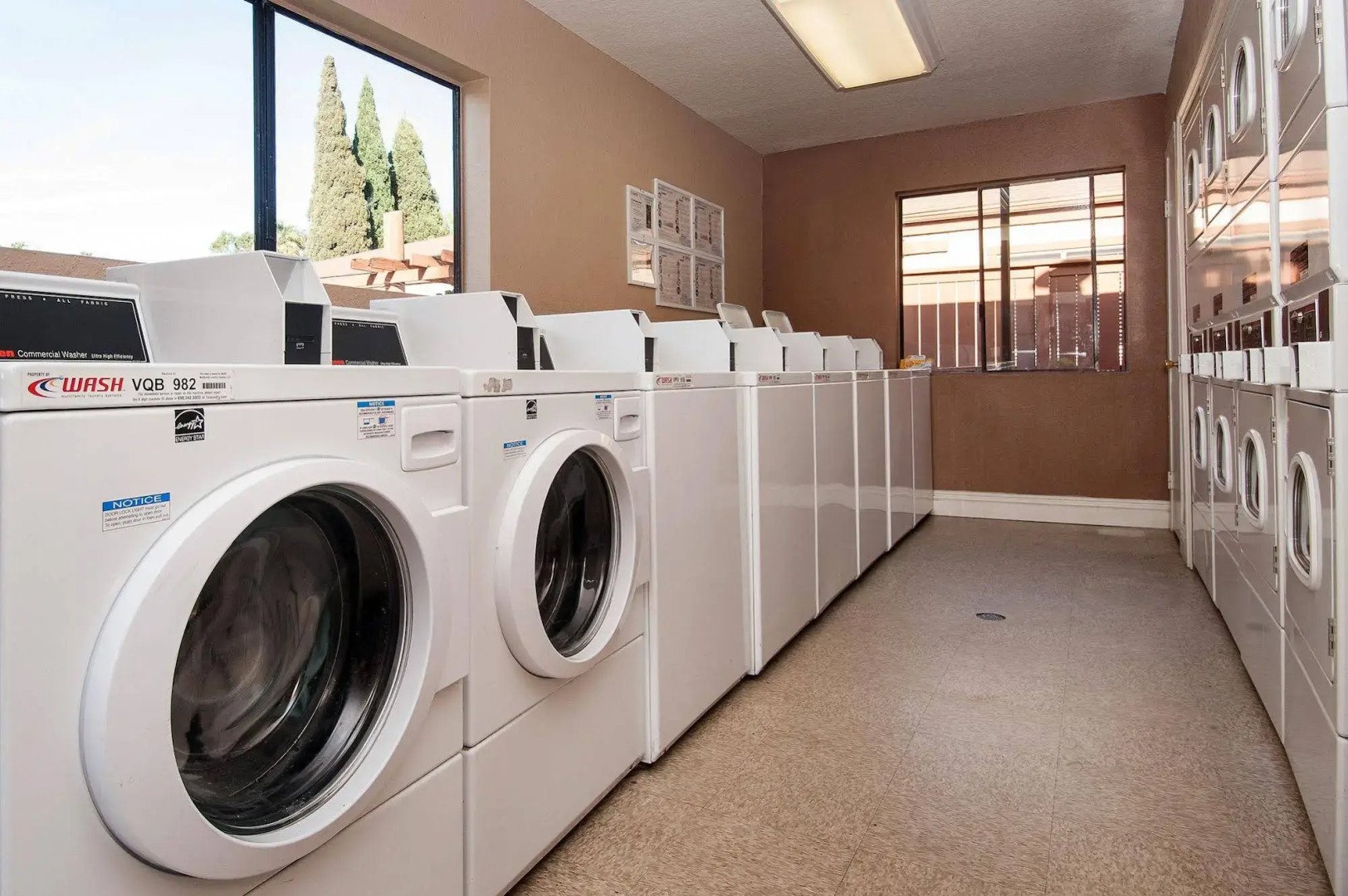 Sunshine Suites at Midway