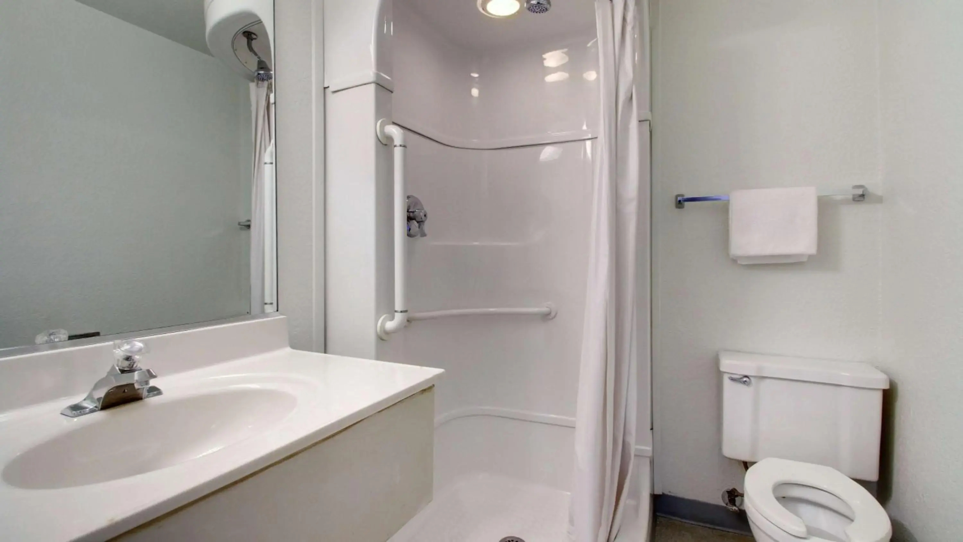 Motel 6 Owensboro, KY