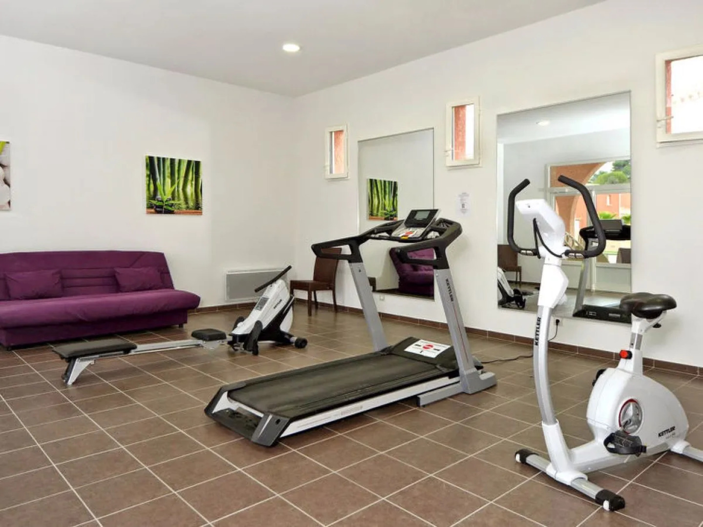 Le Domaine de Bacchus (SIH101)